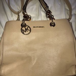 Michael Kors purse/bag